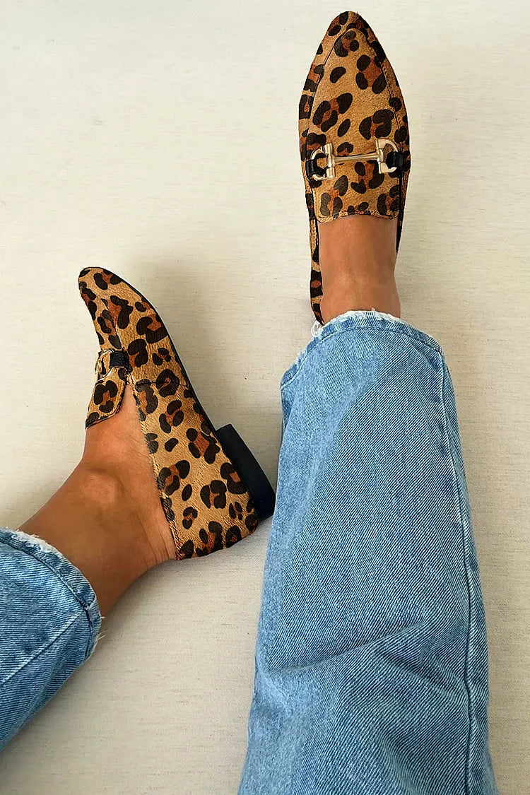 Elegantní mokasíny s leopardím potiskem s leopardím vzorem – další pohled