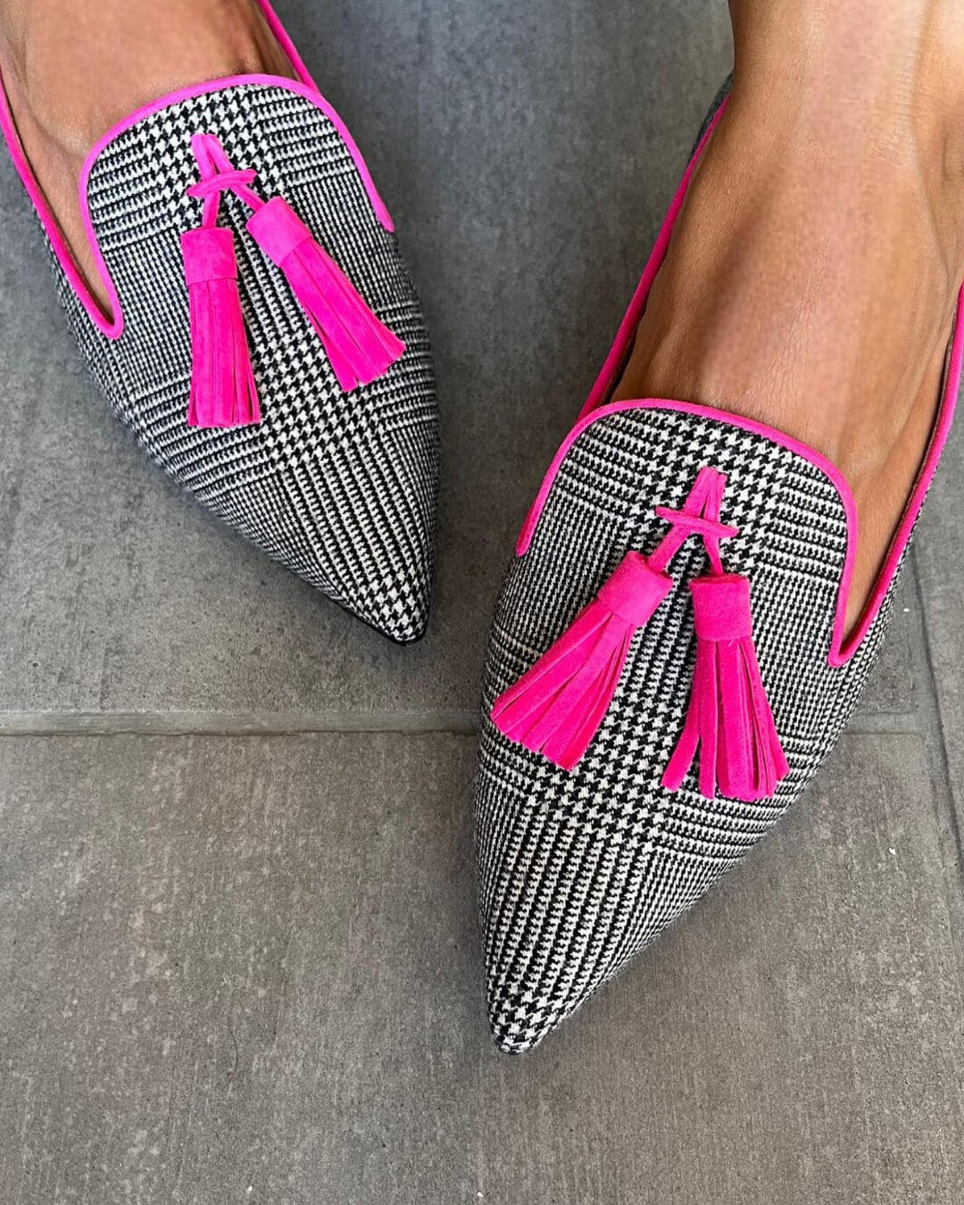 Elegantní mokasíny s ostrou špičkou – další pohled