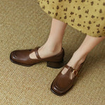 T-strap boty ve vintage stylu – další pohled