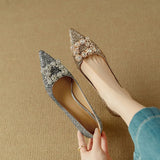 Lesklé stiletto boty – detail provedení