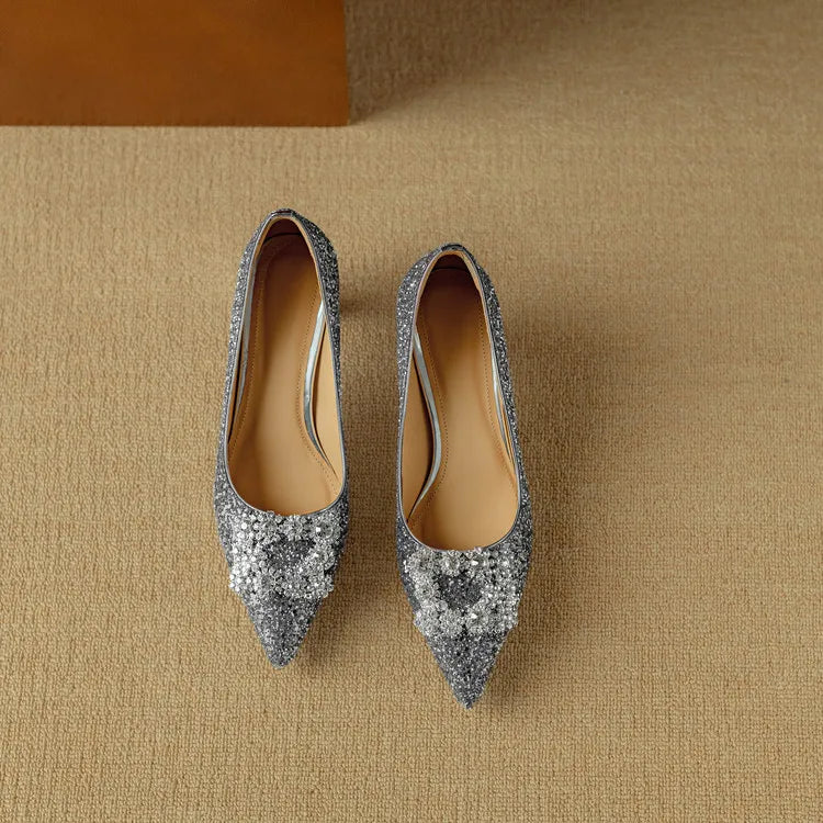 Lesklé stiletto boty – detail produktu
