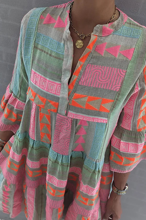 Vintage šaty v retro stylu – detail střihu