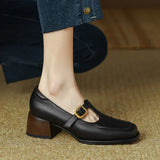 T-strap boty ve vintage stylu – další pohled