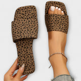 Měkké mokasíny s leopardím potiskem – detail produktu