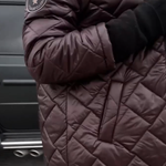 Nadýchaný Kabát s Kapucí – detail provedení