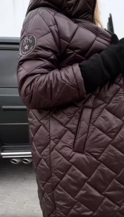Nadýchaný Kabát s Kapucí – detail provedení