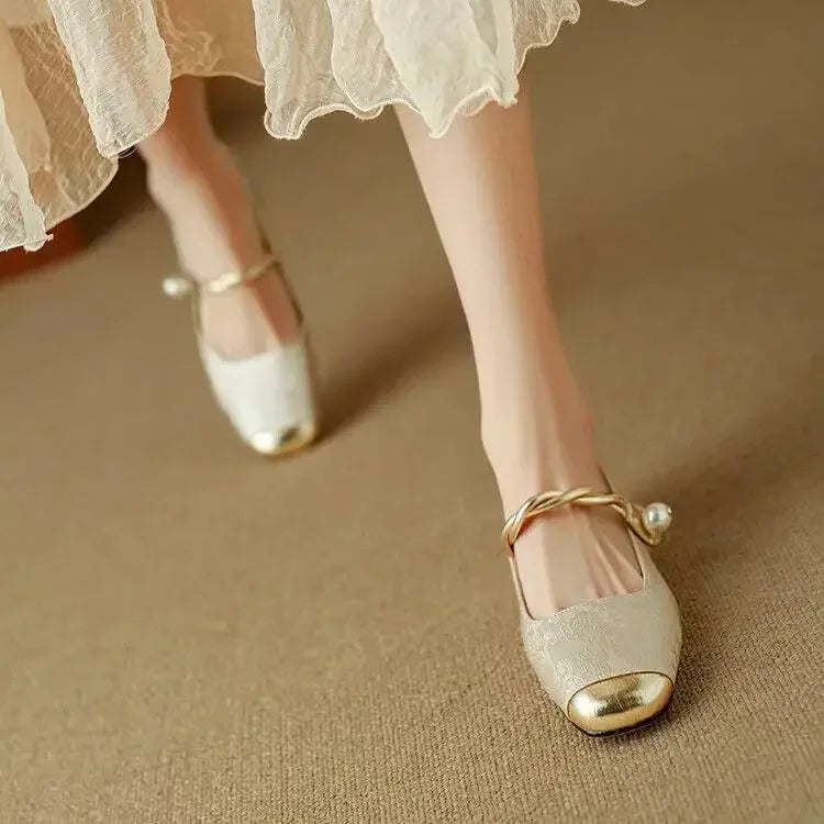 Klasické lodičky s elegantním vzhledem – detail provedení