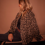 Bunda s leopardím potiskem – další pohled